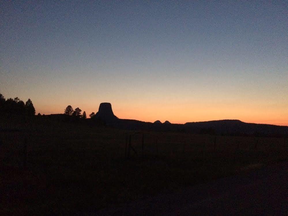 Lytle Creek Inn Bed And Breakf Devils Tower Екстер'єр фото